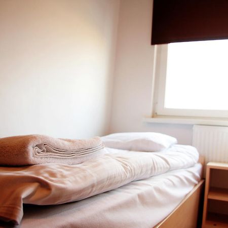 بيدغوستيا Hostel24 Bed&Breakfast الغرفة الصورة
