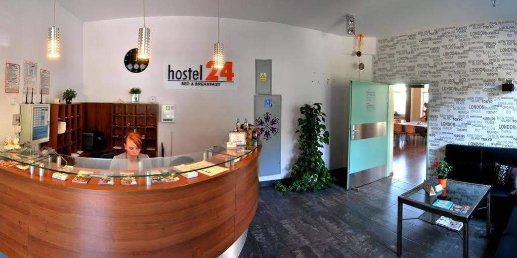 بيدغوستيا Hostel24 Bed&Breakfast المظهر الخارجي الصورة